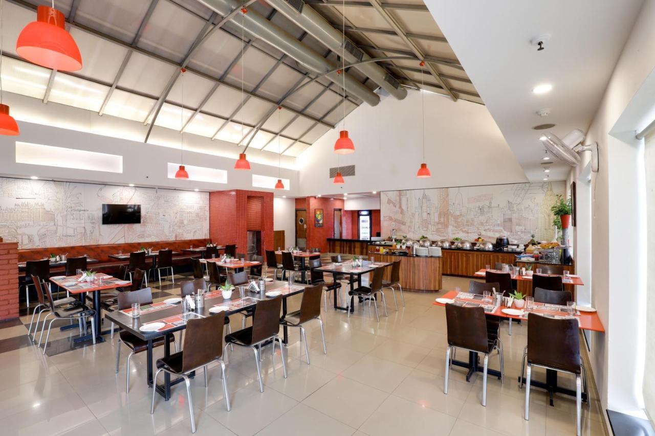 Red Fox By Lemon Tree Hotels, East Delhi Exterior foto