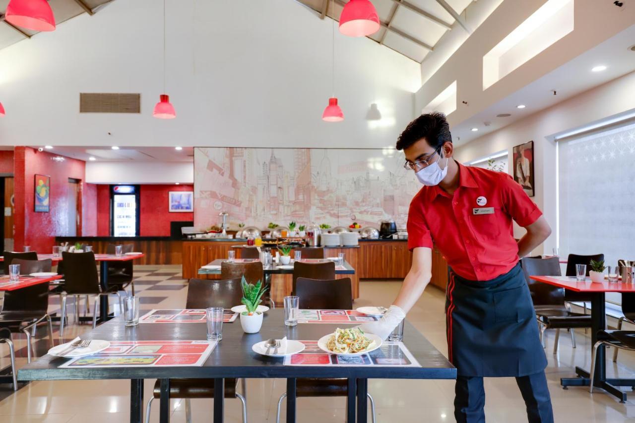 Red Fox By Lemon Tree Hotels, East Delhi Exterior foto