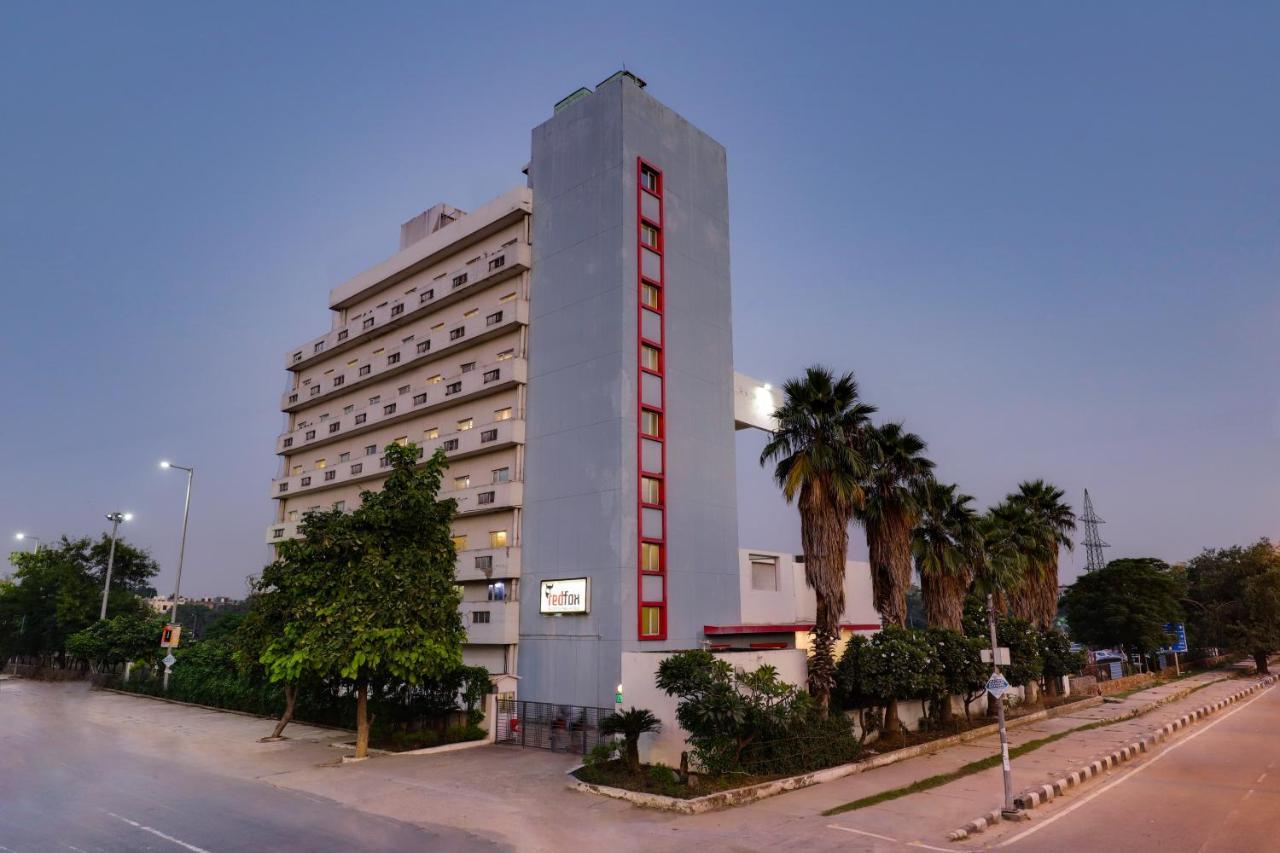 Red Fox By Lemon Tree Hotels, East Delhi Exterior foto